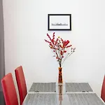 Stadthalle - FamilyCityApartment